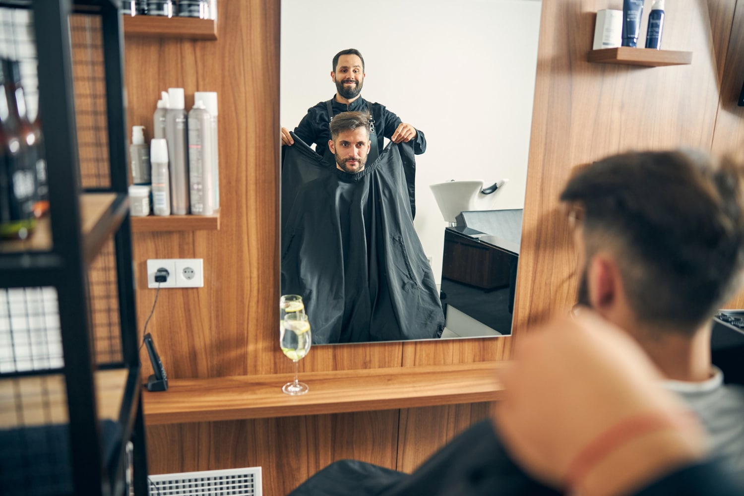 Spiegel für Barbershop Berlin – verzerrungsfrei und professionell